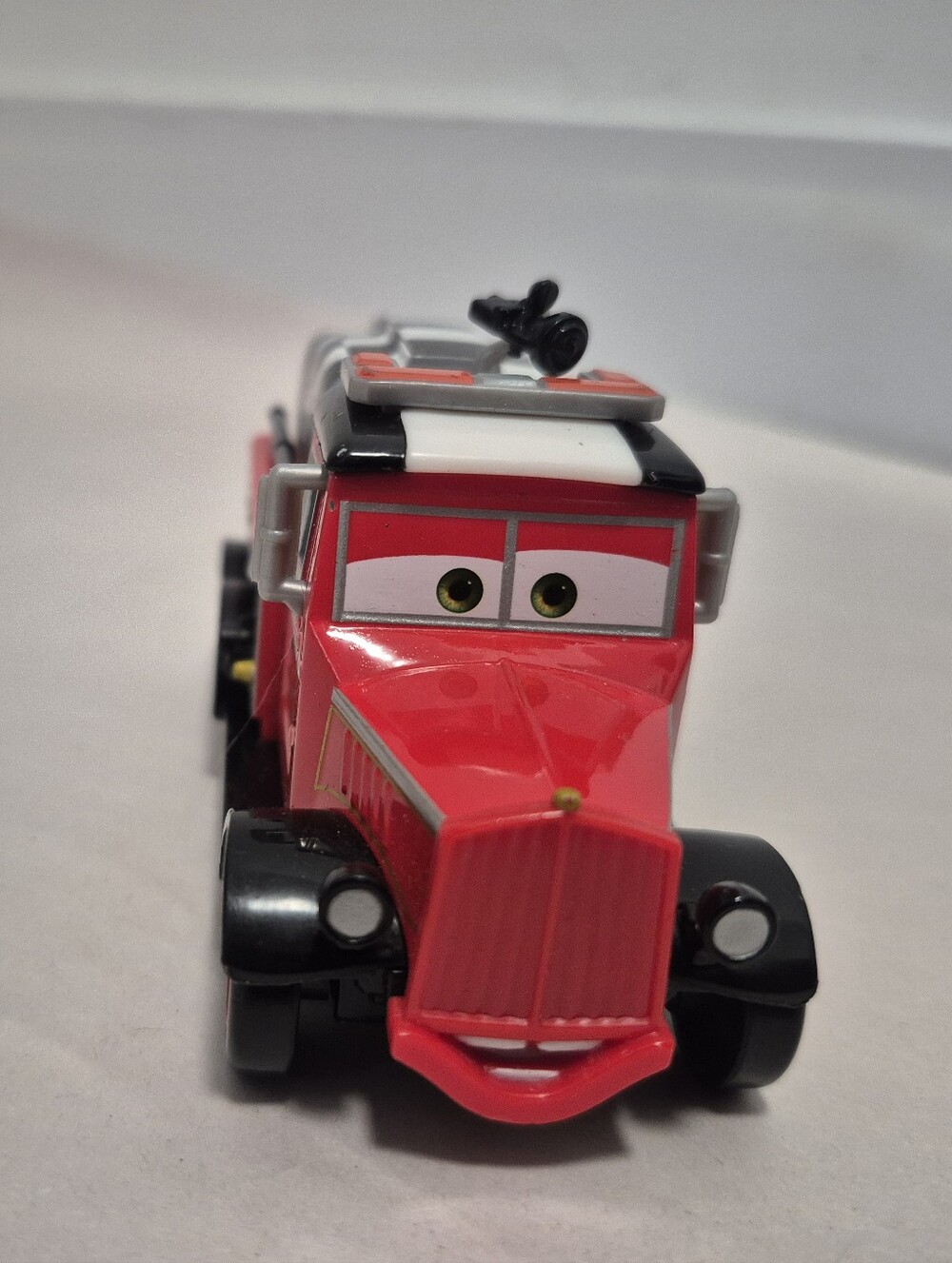 Disney Pixar Cars Die Cast Mack Truck